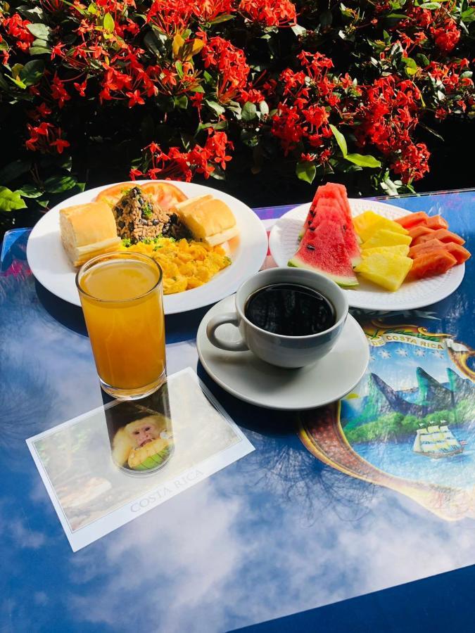 Brillasol Airport Hotel Las Ciruelas  Экстерьер фото
