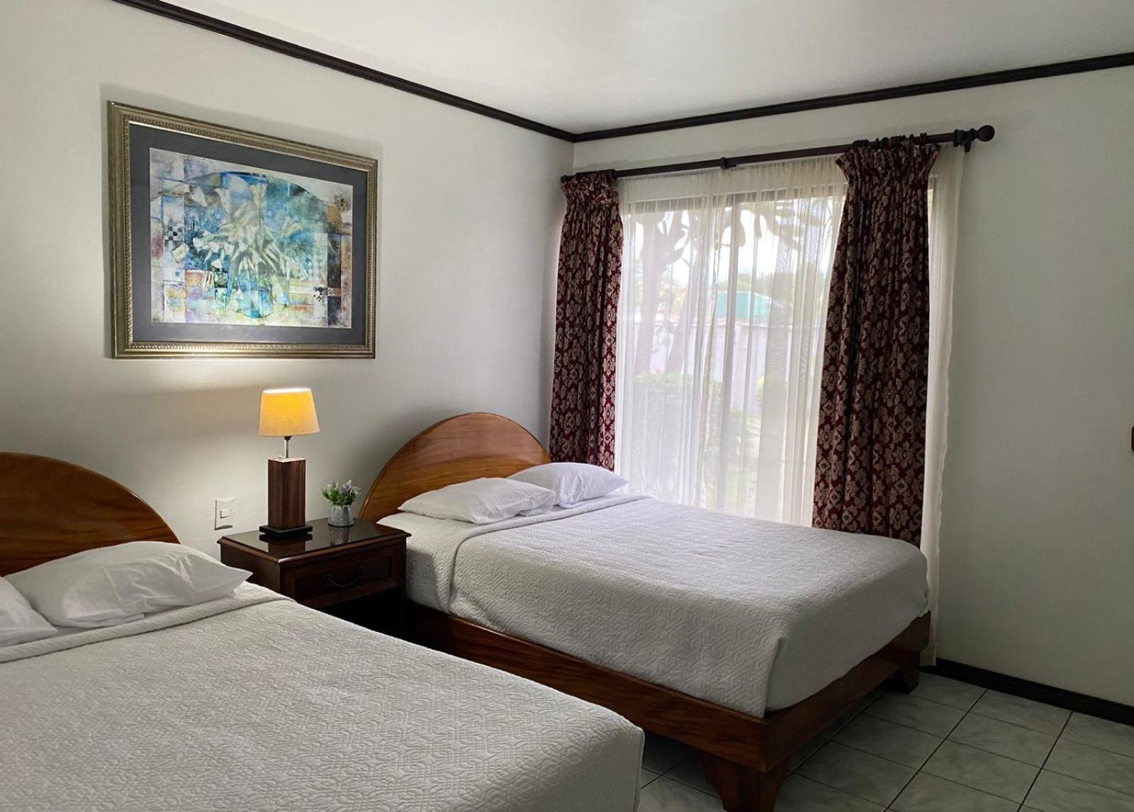 Brillasol Airport Hotel Las Ciruelas  Экстерьер фото